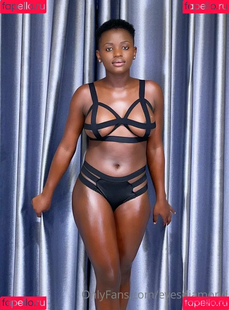 evesdiamond Onlyfans Photo Gallery 