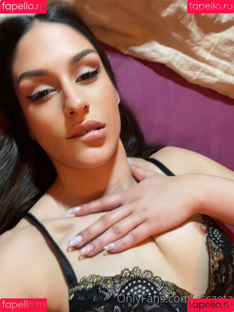 asszeta Onlyfans Photo Gallery 