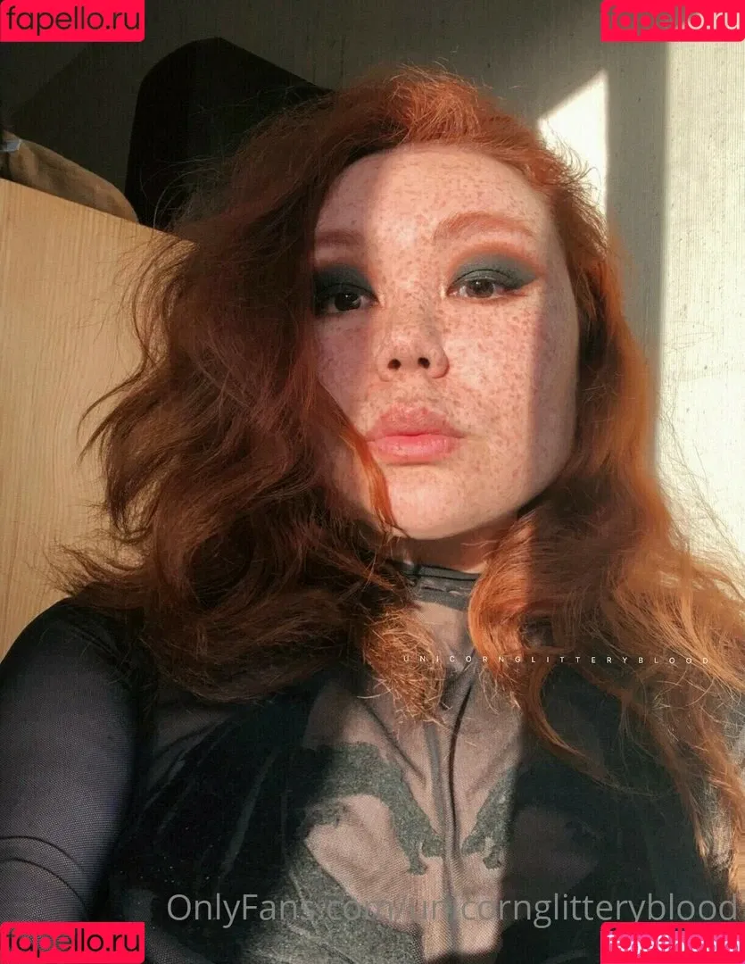 Unicornglitteryblood Onlyfans Photo Gallery 