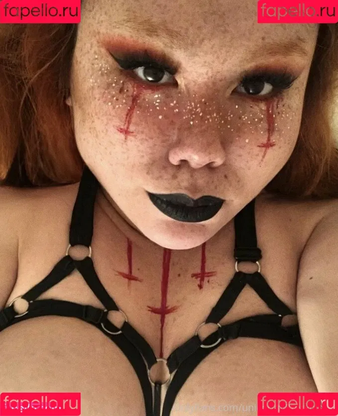 Unicornglitteryblood Onlyfans Photo Gallery 