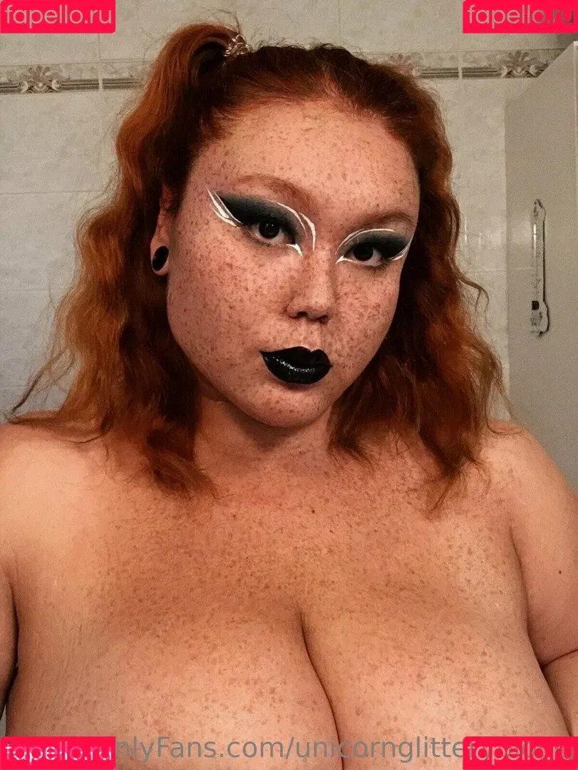 Unicornglitteryblood Onlyfans Photo Gallery 