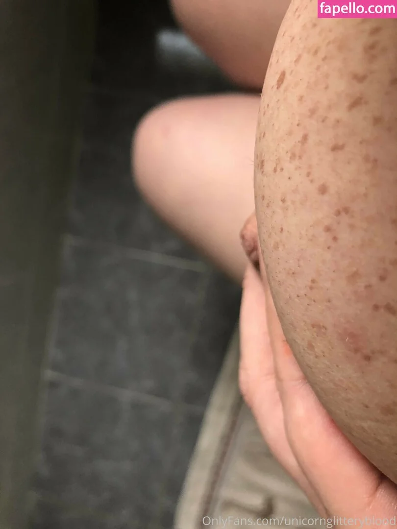 Unicornglitteryblood Onlyfans Photo Gallery 