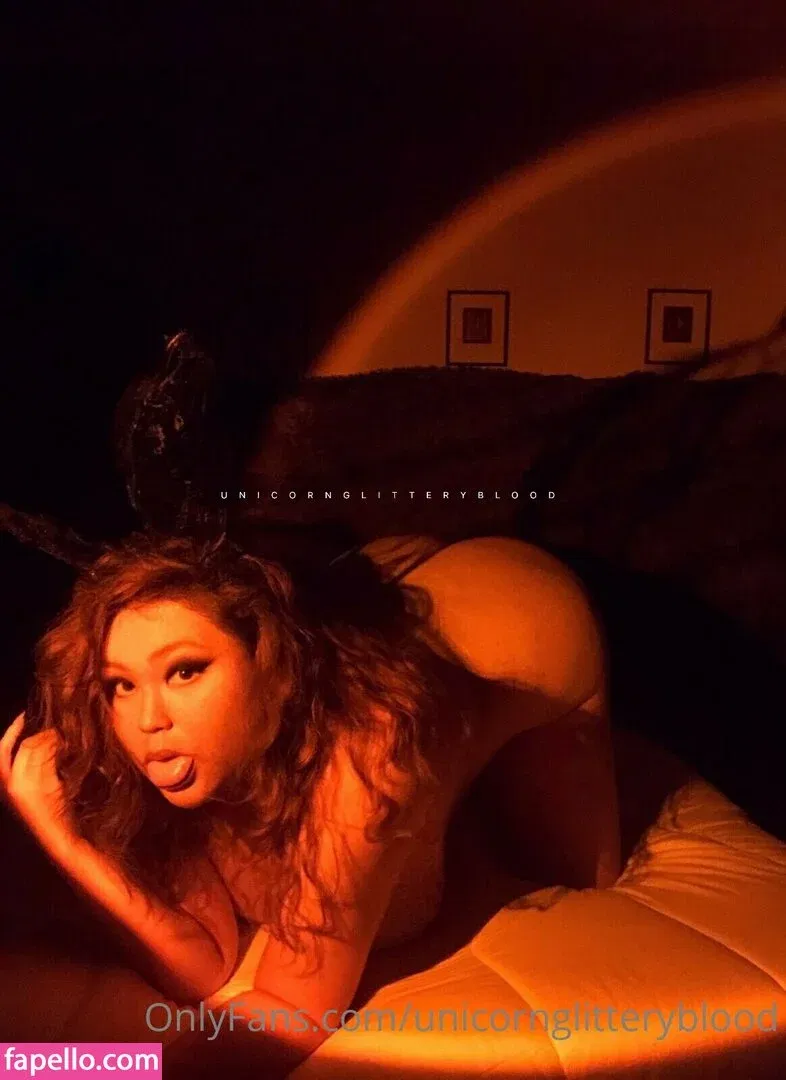 Unicornglitteryblood Onlyfans Photo Gallery 