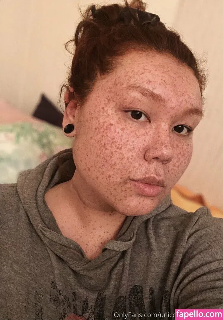 Unicornglitteryblood Onlyfans Photo Gallery 