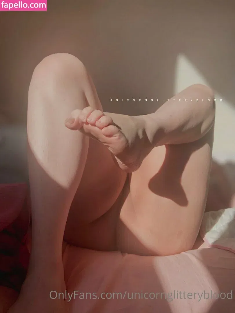 Unicornglitteryblood Onlyfans Photo Gallery 