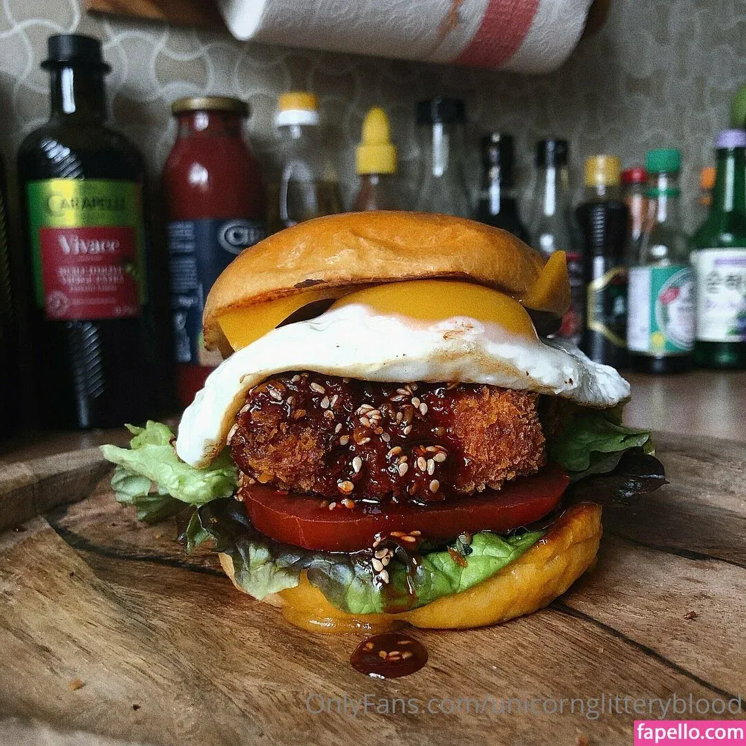 Unicornglitteryblood Onlyfans Photo Gallery 