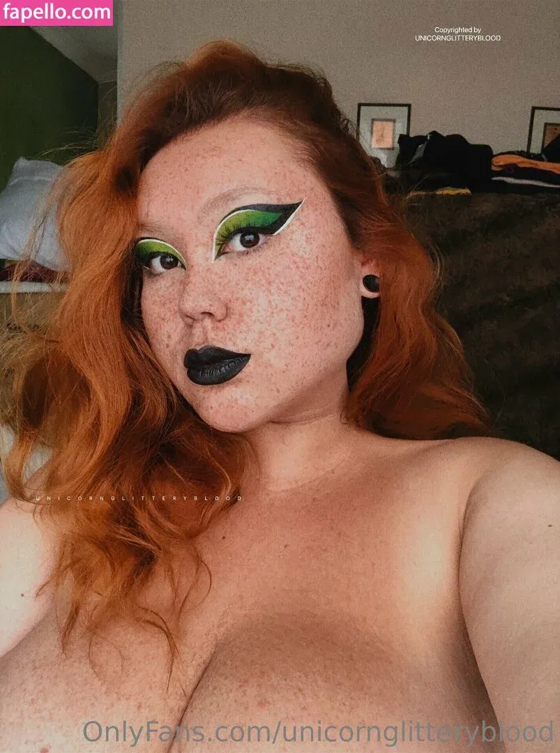 Unicornglitteryblood Onlyfans Photo Gallery 