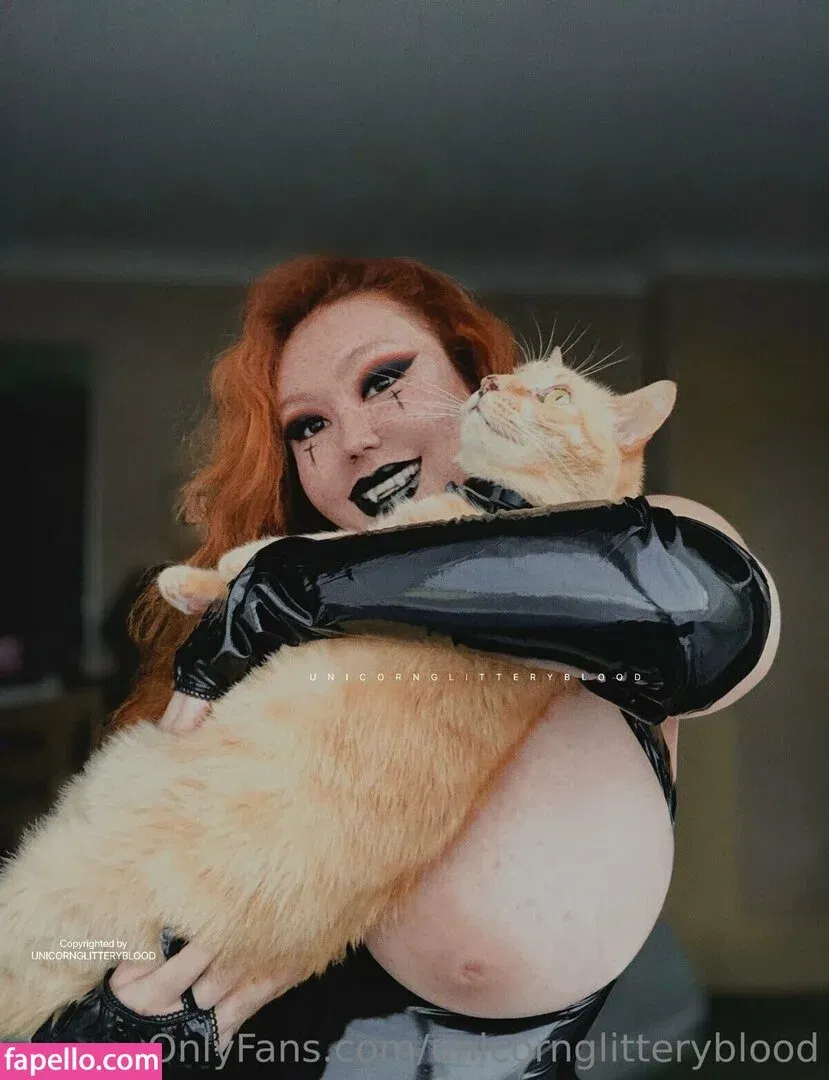 Unicornglitteryblood Onlyfans Photo Gallery 