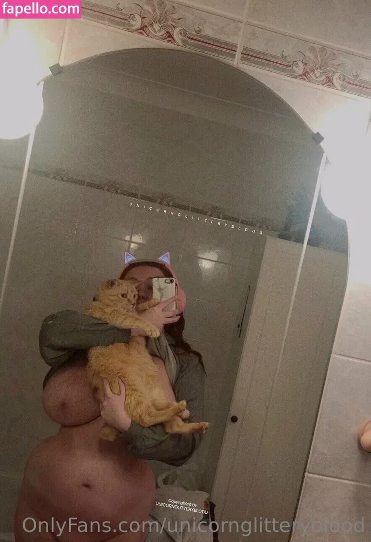 Unicornglitteryblood Onlyfans Photo Gallery 