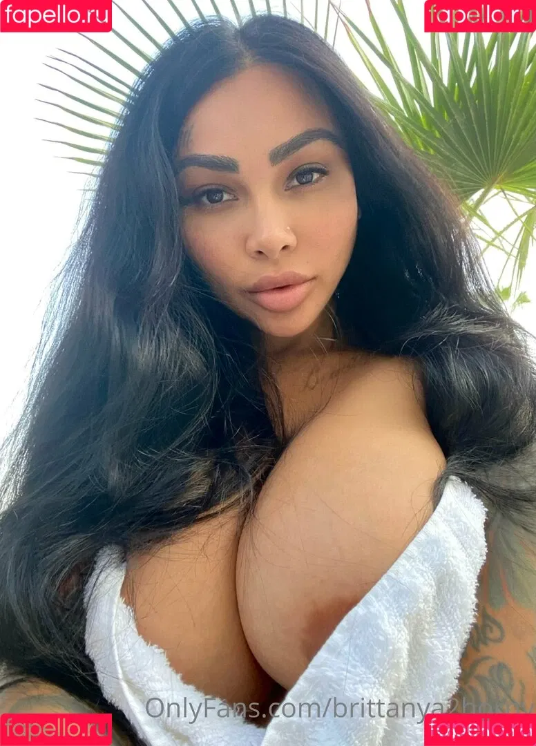 brittanya2horny Onlyfans Photo Gallery 