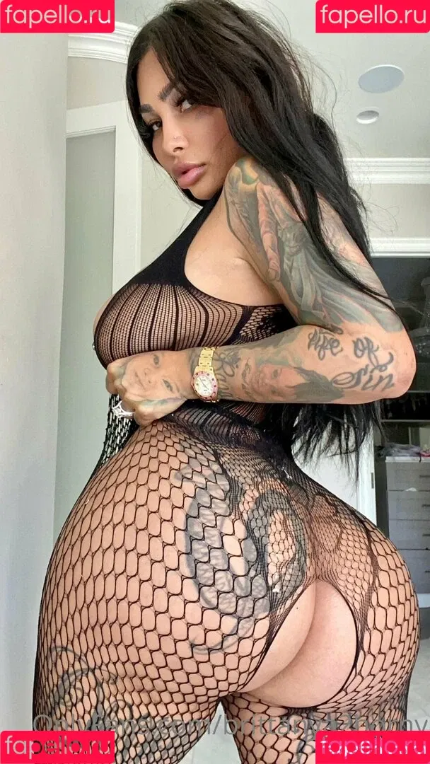 brittanya2horny Onlyfans Photo Gallery 