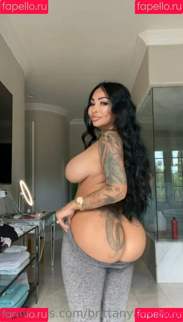 brittanya2horny Onlyfans Photo Gallery 