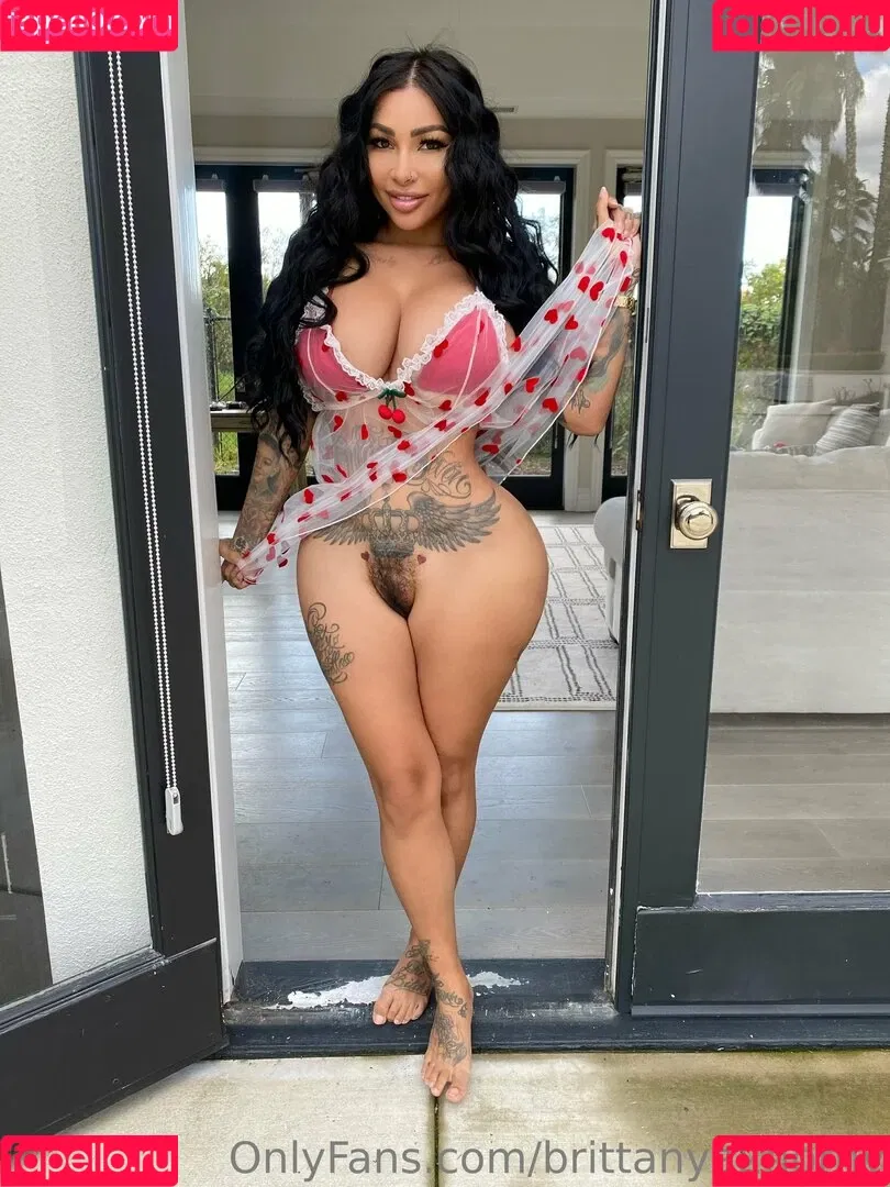 brittanya2horny Onlyfans Photo Gallery 