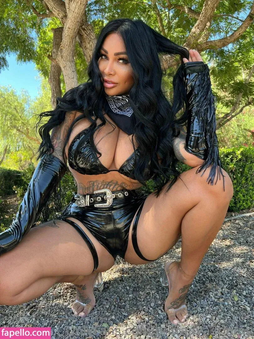 brittanya2horny Onlyfans Photo Gallery 