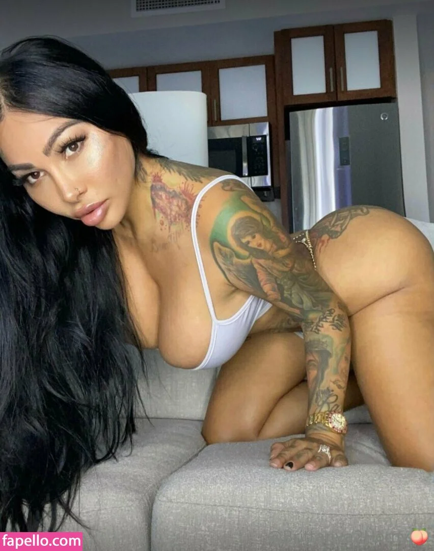 brittanya2horny Onlyfans Photo Gallery 