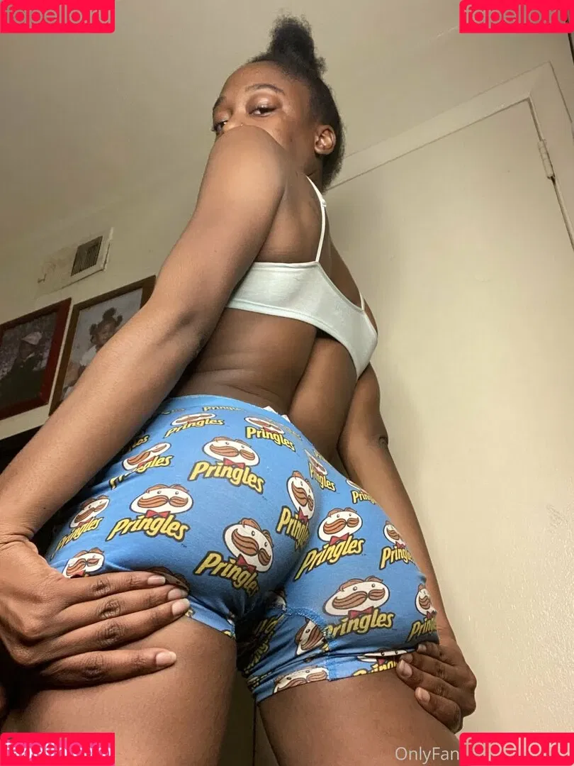 its.sliim Onlyfans Photo Gallery 