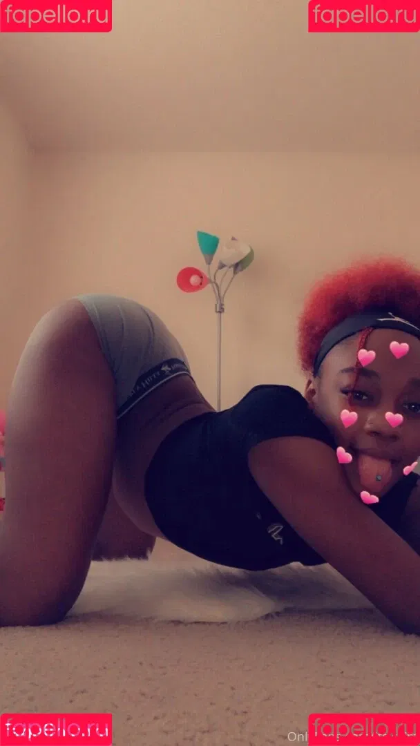 its.sliim Onlyfans Photo Gallery 