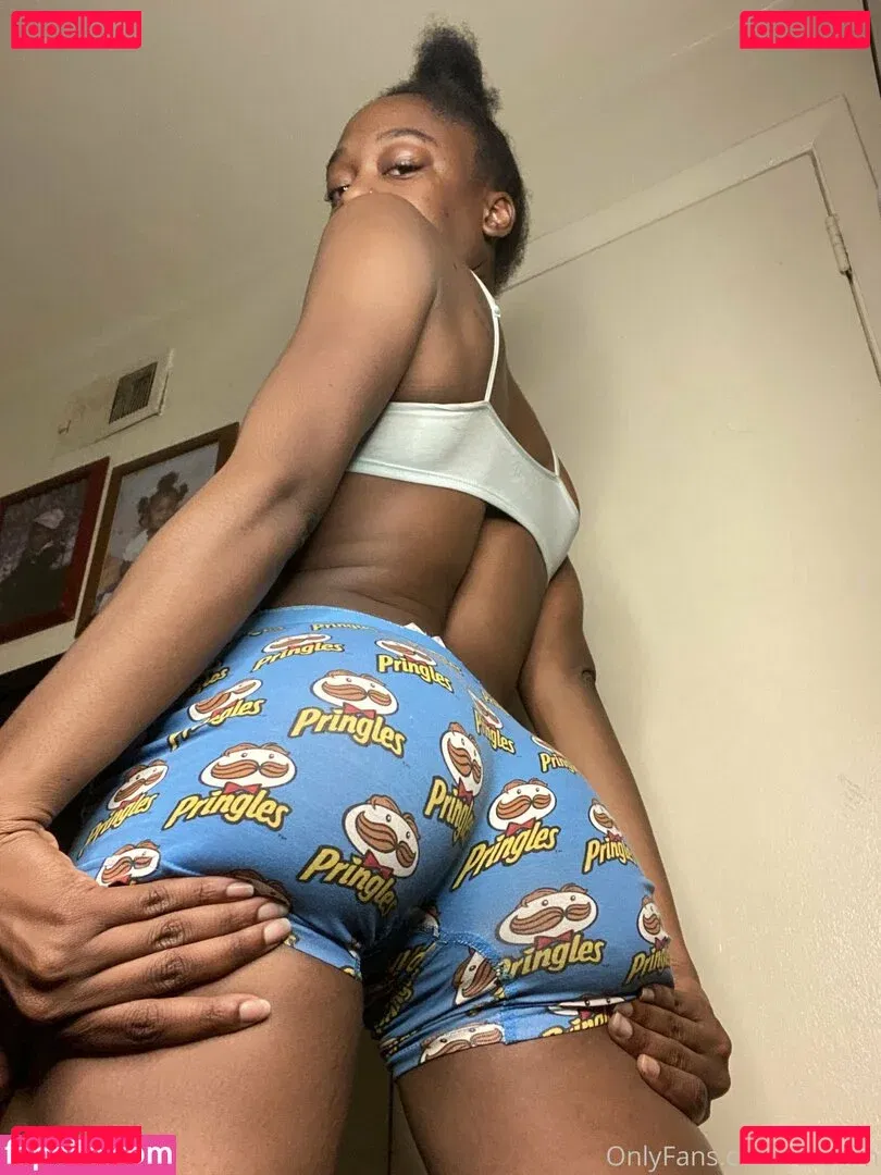 its.sliim Onlyfans Photo Gallery 