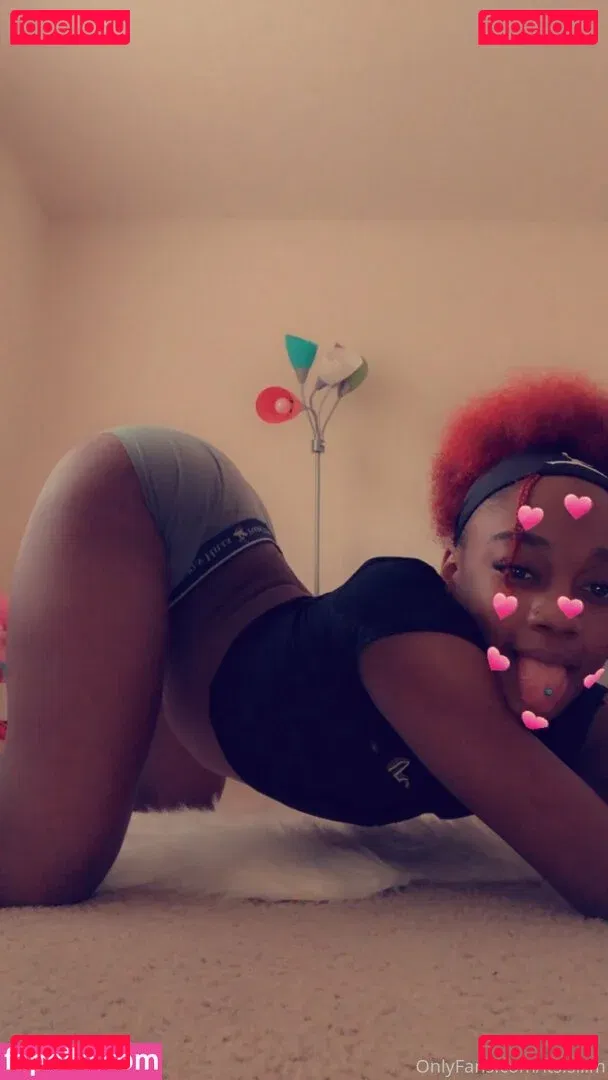 its.sliim Onlyfans Photo Gallery 