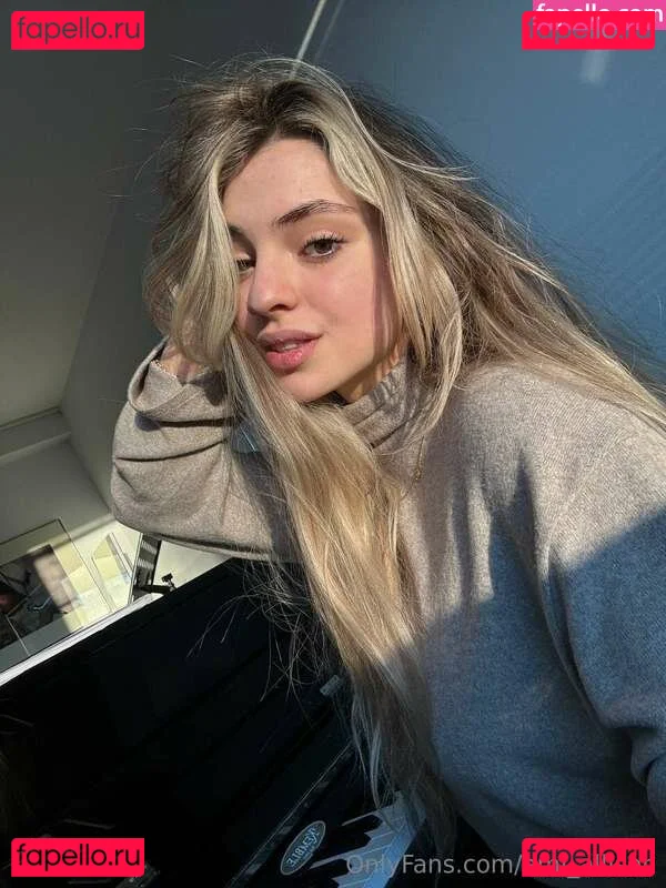 emma_elisson Onlyfans Photo Gallery 