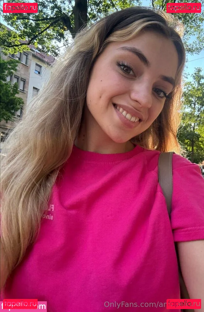 emma_elisson Onlyfans Photo Gallery 