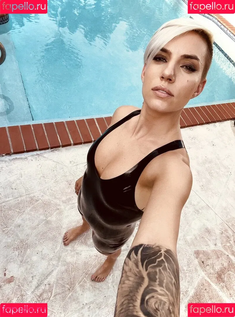 matrix.dominatrix Onlyfans Photo Gallery 