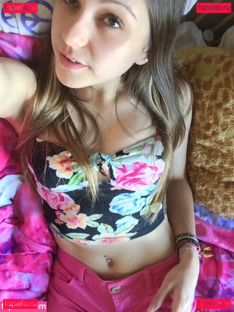 Silenced Hippie Onlyfans Photo Gallery 