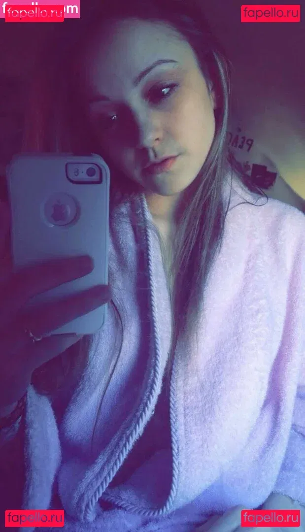 Silenced Hippie Onlyfans Photo Gallery 