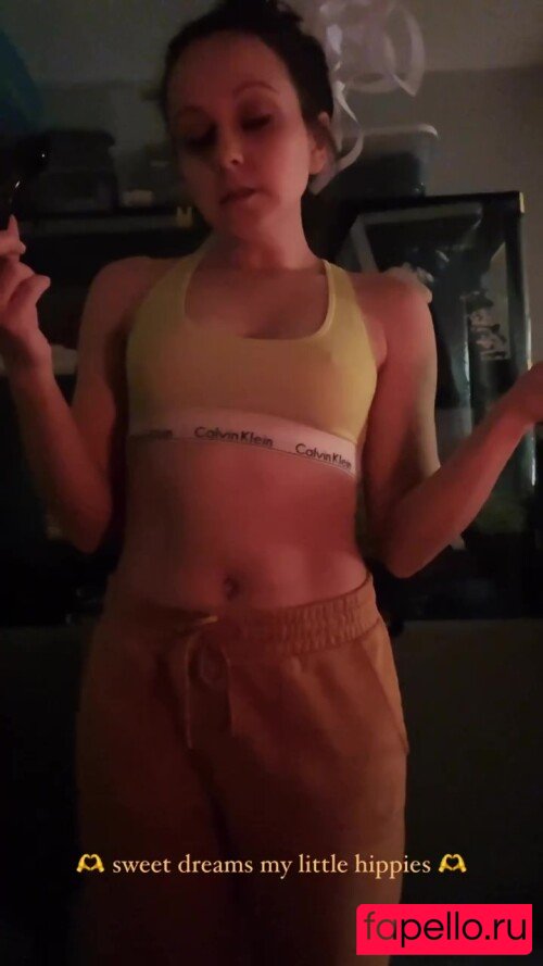 Silenced Hippie Nude Onlyfans Photo 17