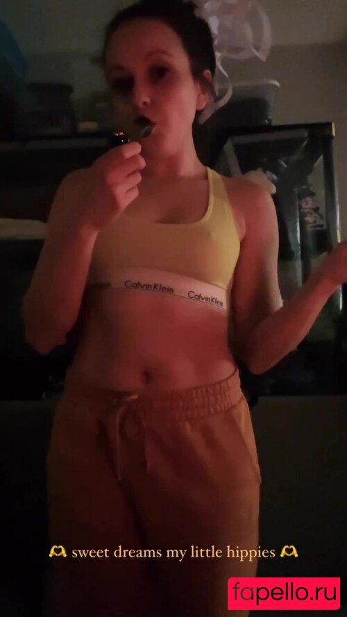 Silenced Hippie Nude Onlyfans Photo 16