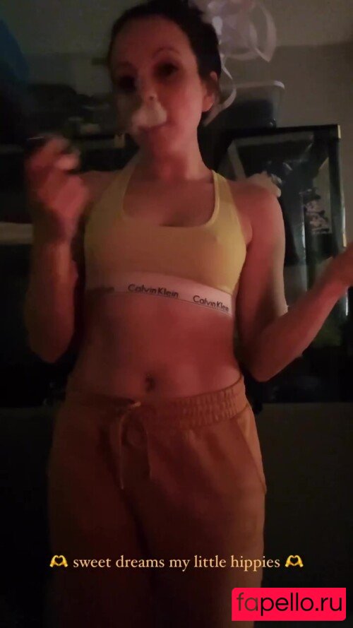 Silenced Hippie Nude Onlyfans Photo 12