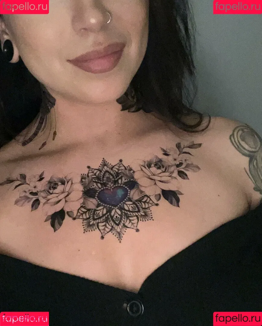 meghanelle Onlyfans Photo Gallery 