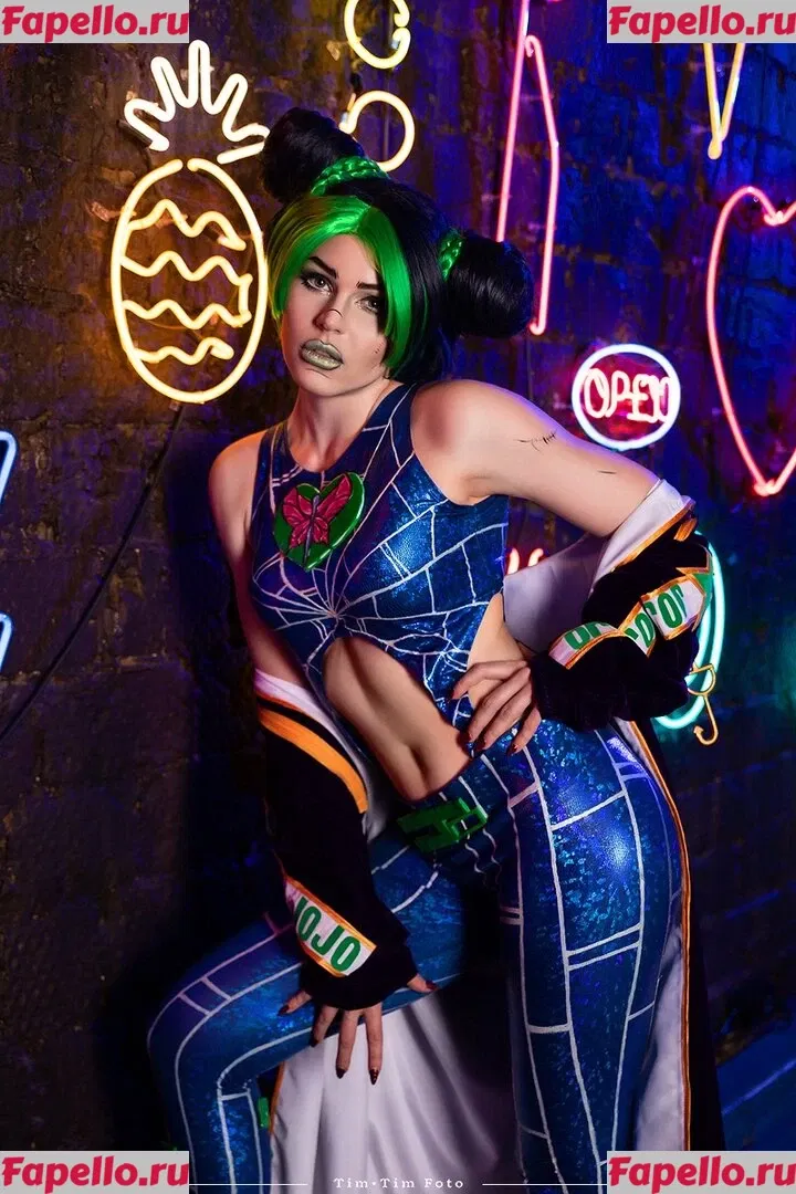 Anya Ichios Onlyfans Photo Gallery 
