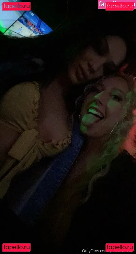 yourfavehippie Onlyfans Photo Gallery 