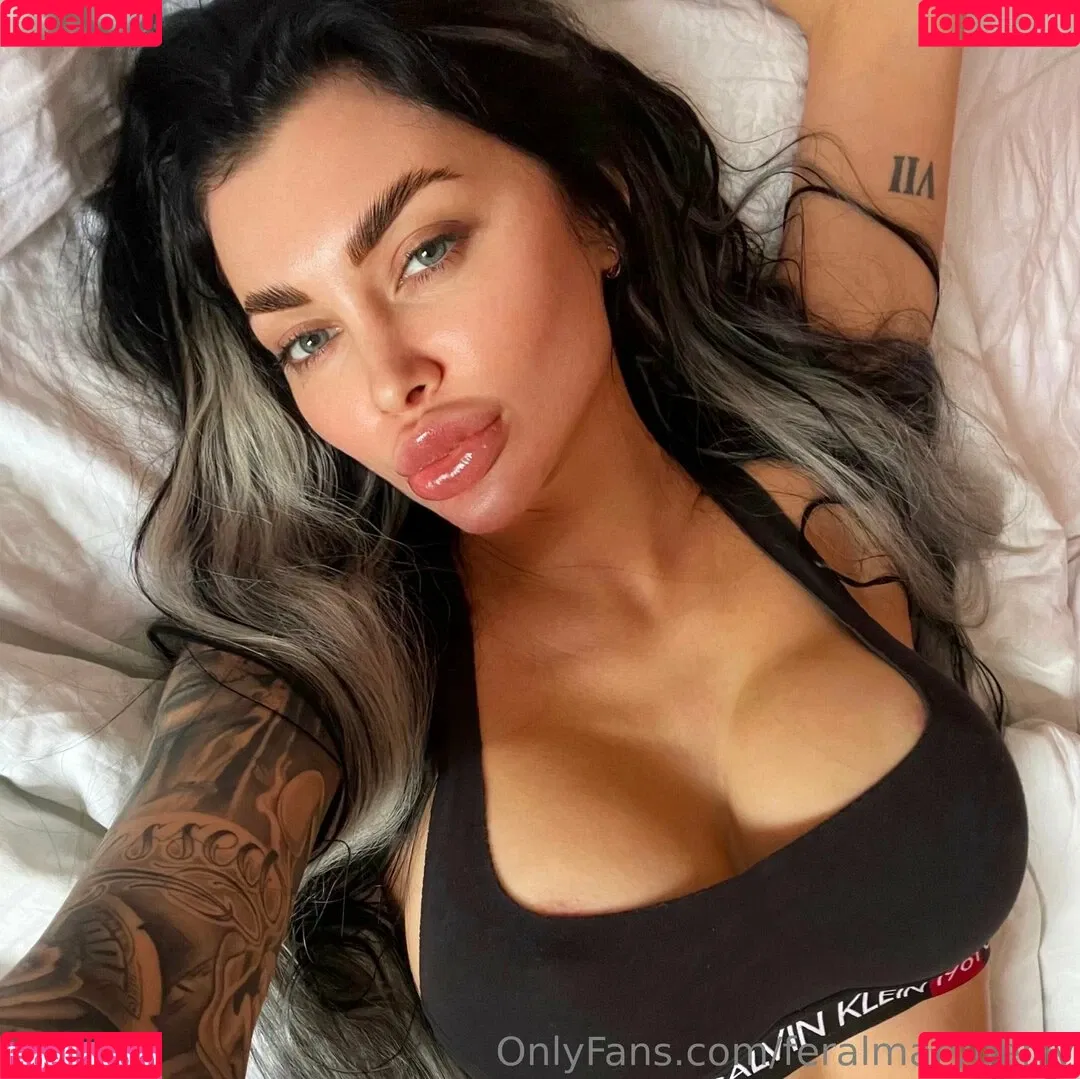 feralmaryberry Onlyfans Photo Gallery 