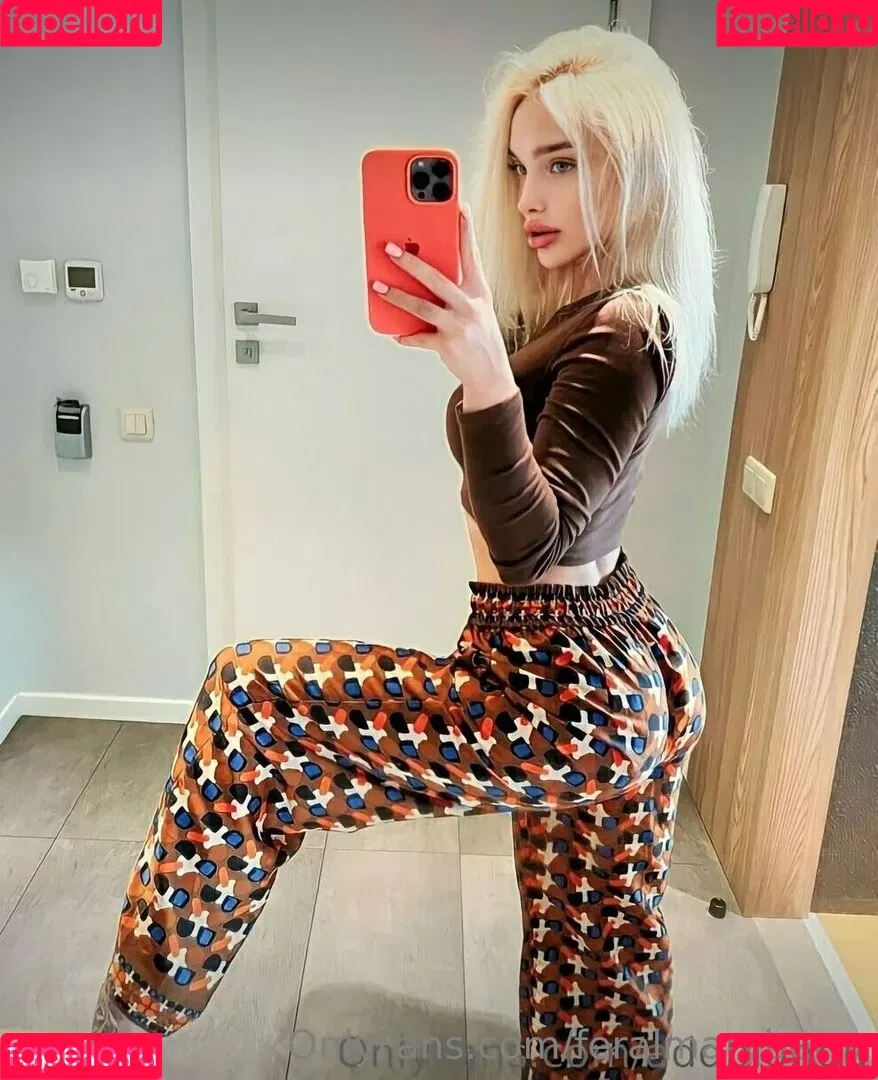 feralmaryberry Onlyfans Photo Gallery 