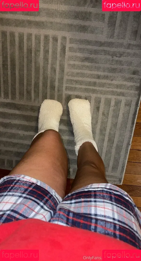 thebustybxtch Onlyfans Photo Gallery 