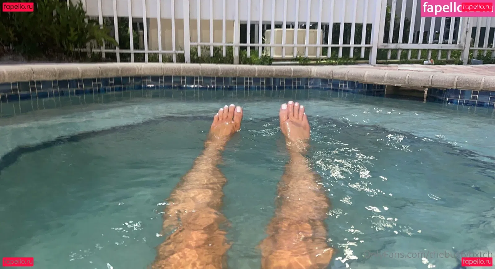 thebustybxtch Onlyfans Photo Gallery 