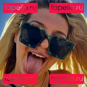 thebustybxtch Onlyfans Photo Gallery 