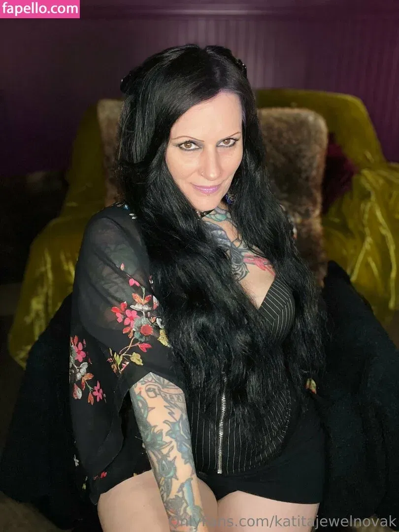 katitajewelnovak Onlyfans Photo Gallery 
