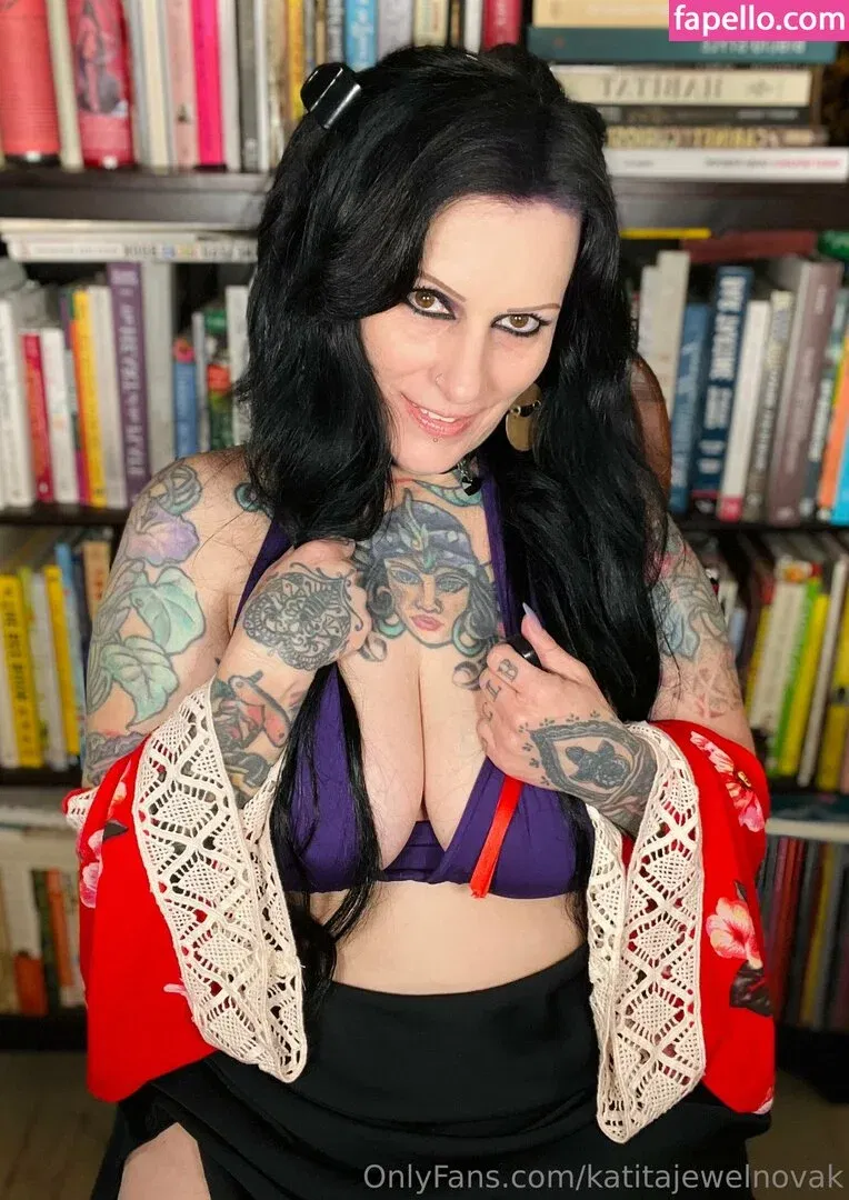 katitajewelnovak Onlyfans Photo Gallery 