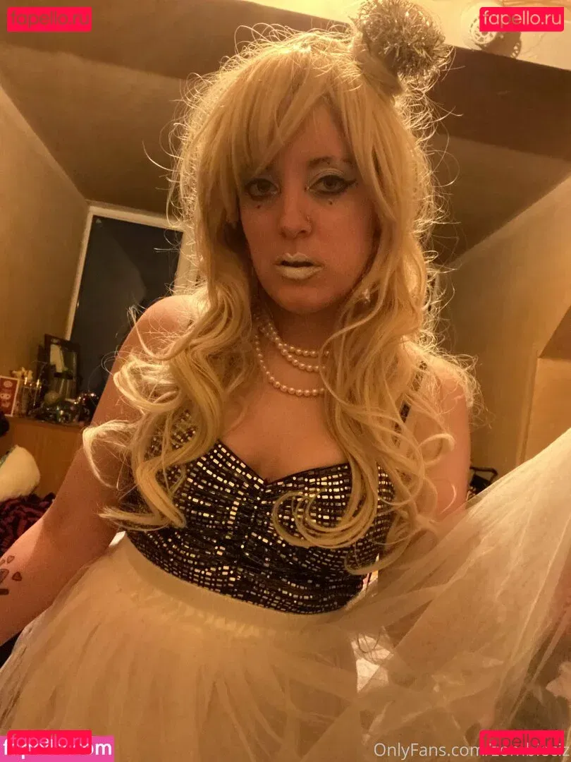 zombieciz Onlyfans Photo Gallery 