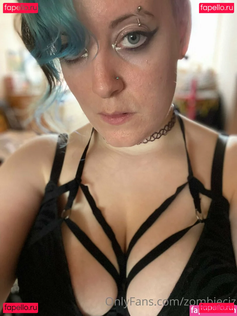 zombieciz Onlyfans Photo Gallery 