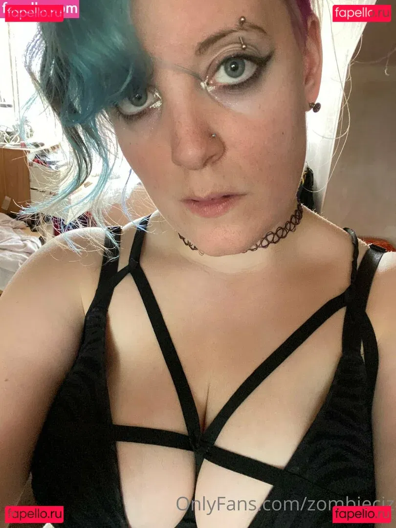 zombieciz Onlyfans Photo Gallery 