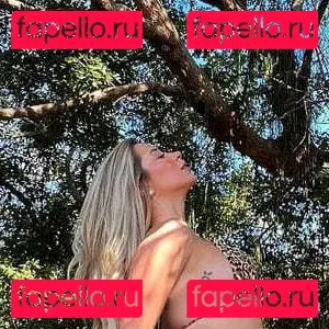 Isabela Ned Onlyfans Photo Gallery 