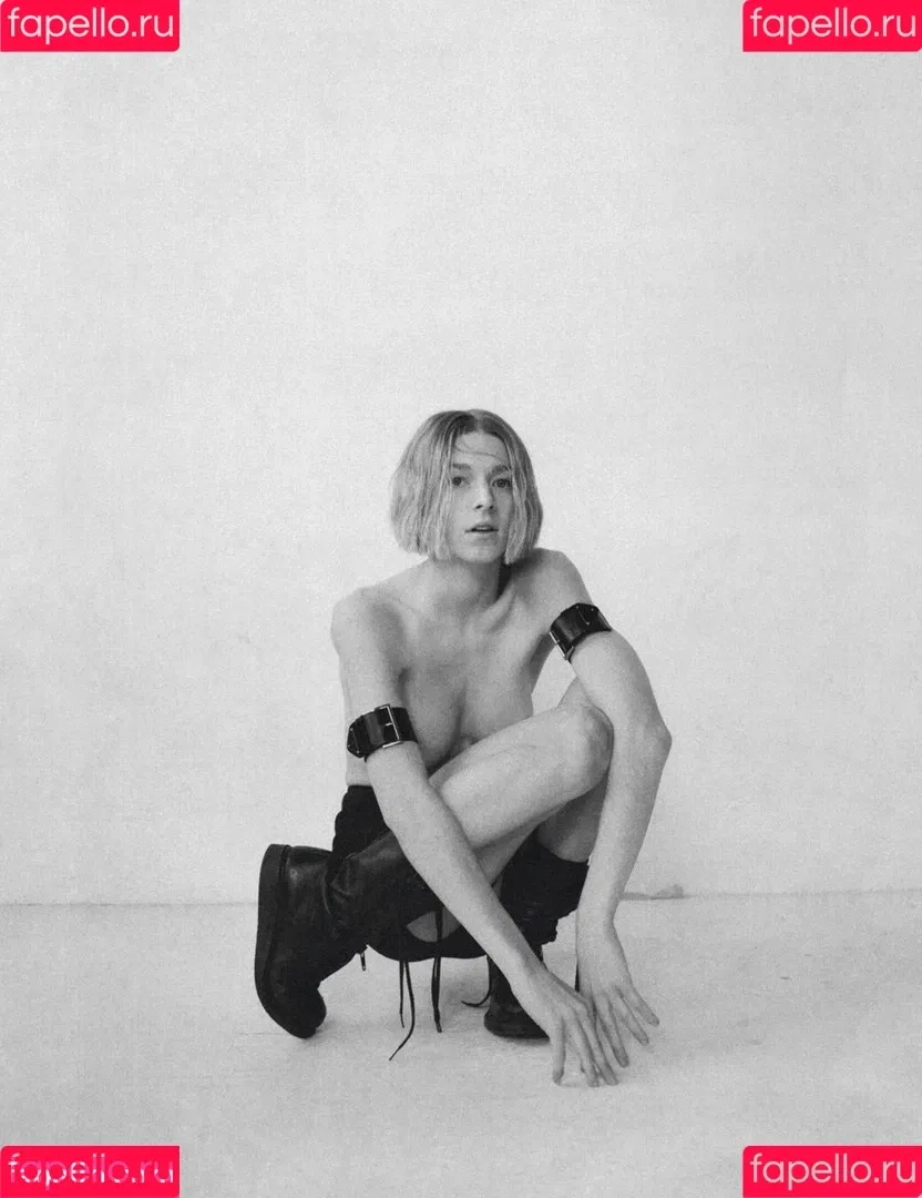 Hunter Schafer Onlyfans Photo Gallery 
