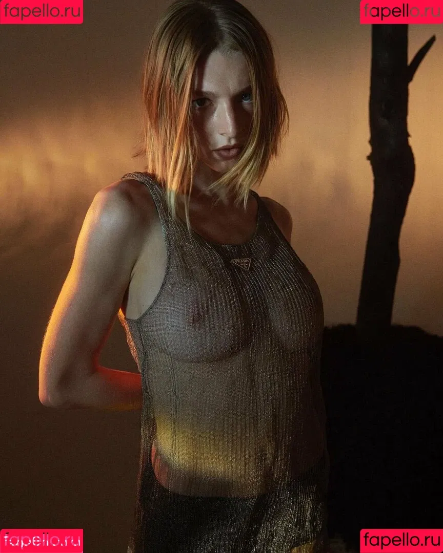 Hunter Schafer Onlyfans Photo Gallery 