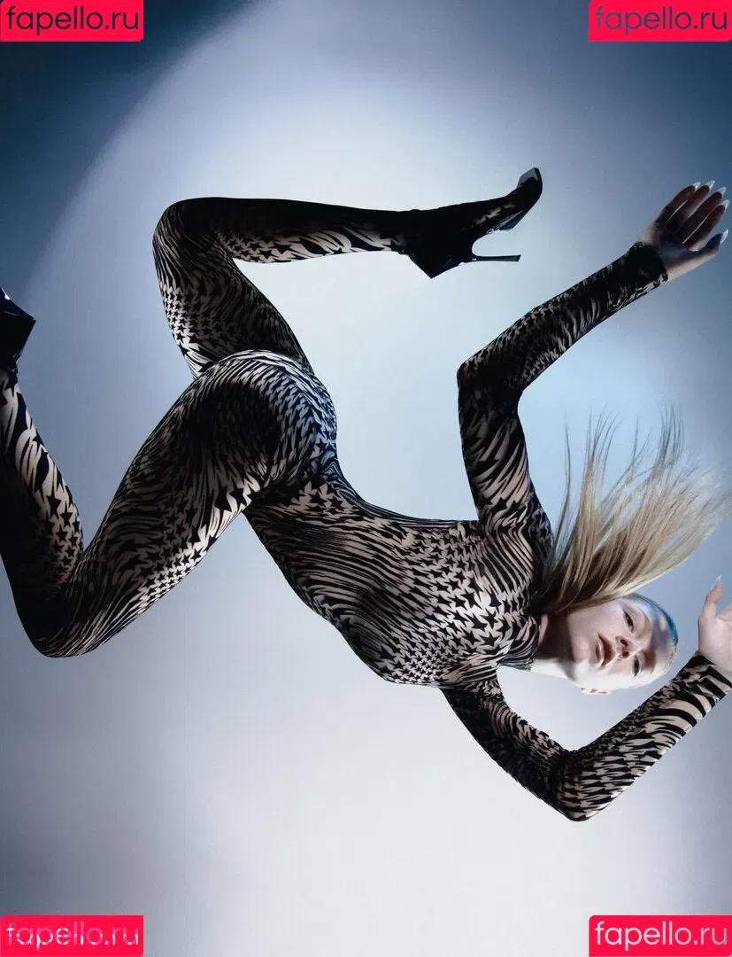 Hunter Schafer Onlyfans Photo Gallery 