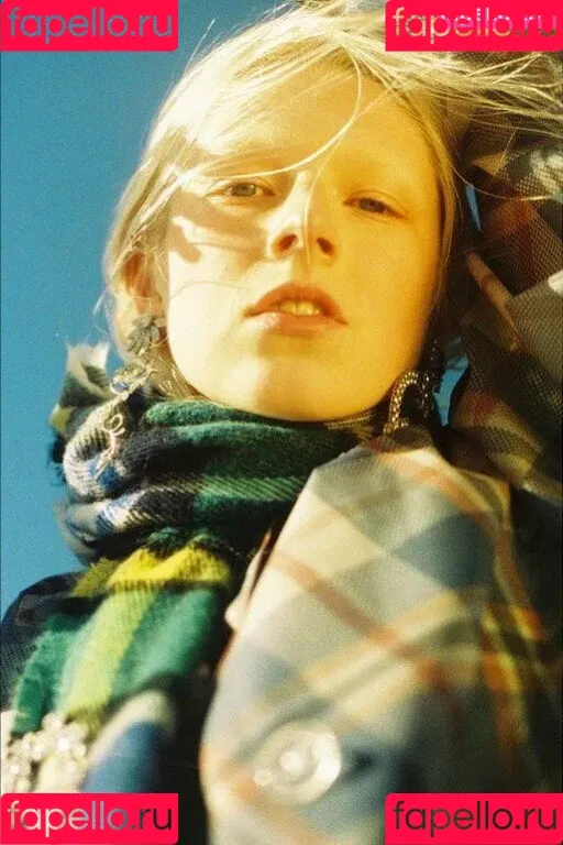 Hunter Schafer Onlyfans Photo Gallery 