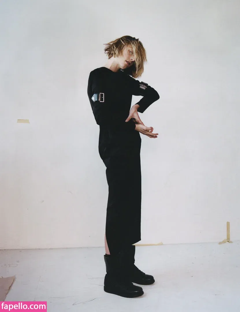 Hunter Schafer Onlyfans Photo Gallery 